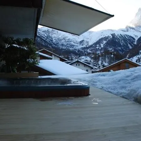 Aiolos 4 Personen * צרמט